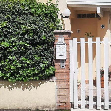Cozy House Villa ติโวลี ภายนอก รูปภาพ